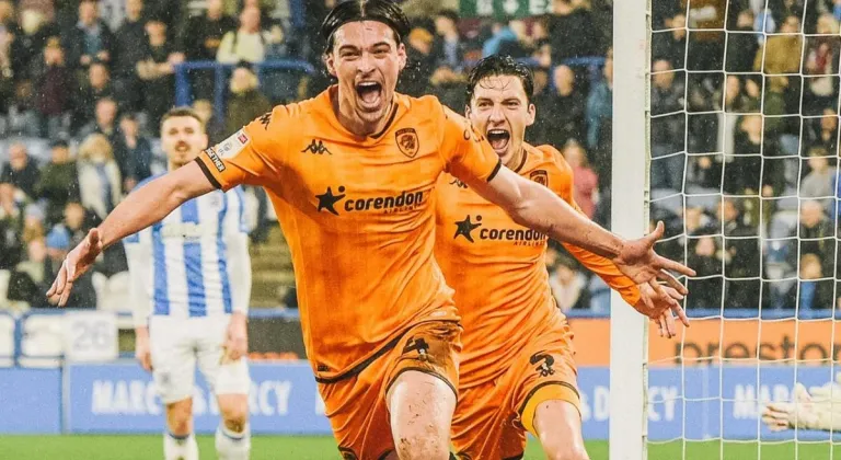 Abdülkadir Ömür asist yaptı Hull City kazandı