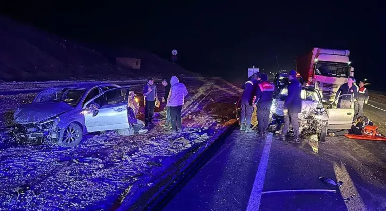 Kırıkkale-Çorum yolunda alkollü sürücü dehşeti: Ölü ve yaralılar var!