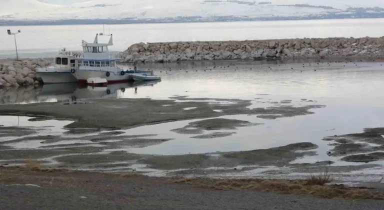 Yağışların Van Gölü’ne yansıması geç olacak