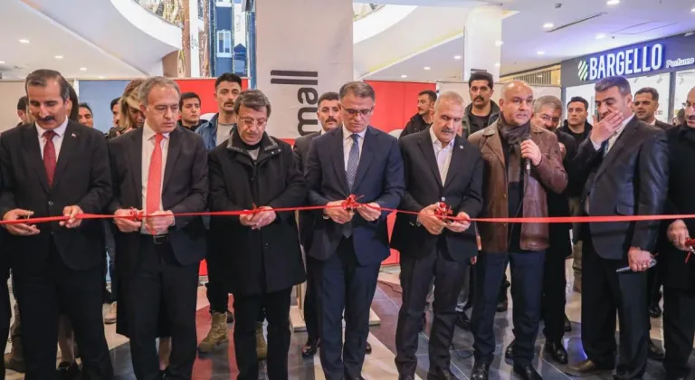 Çok Bekledi, VAN MALL AVM Açıldı