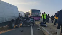 Van’da zincirleme trafik kazası: Yaralılar var